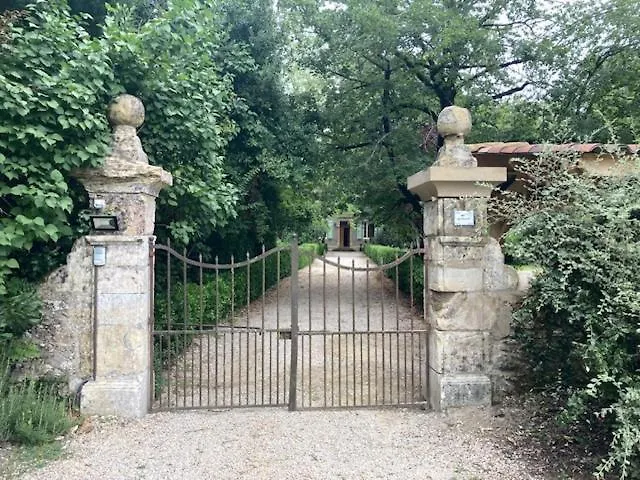 Bed & Breakfast Bastide Armande 3*